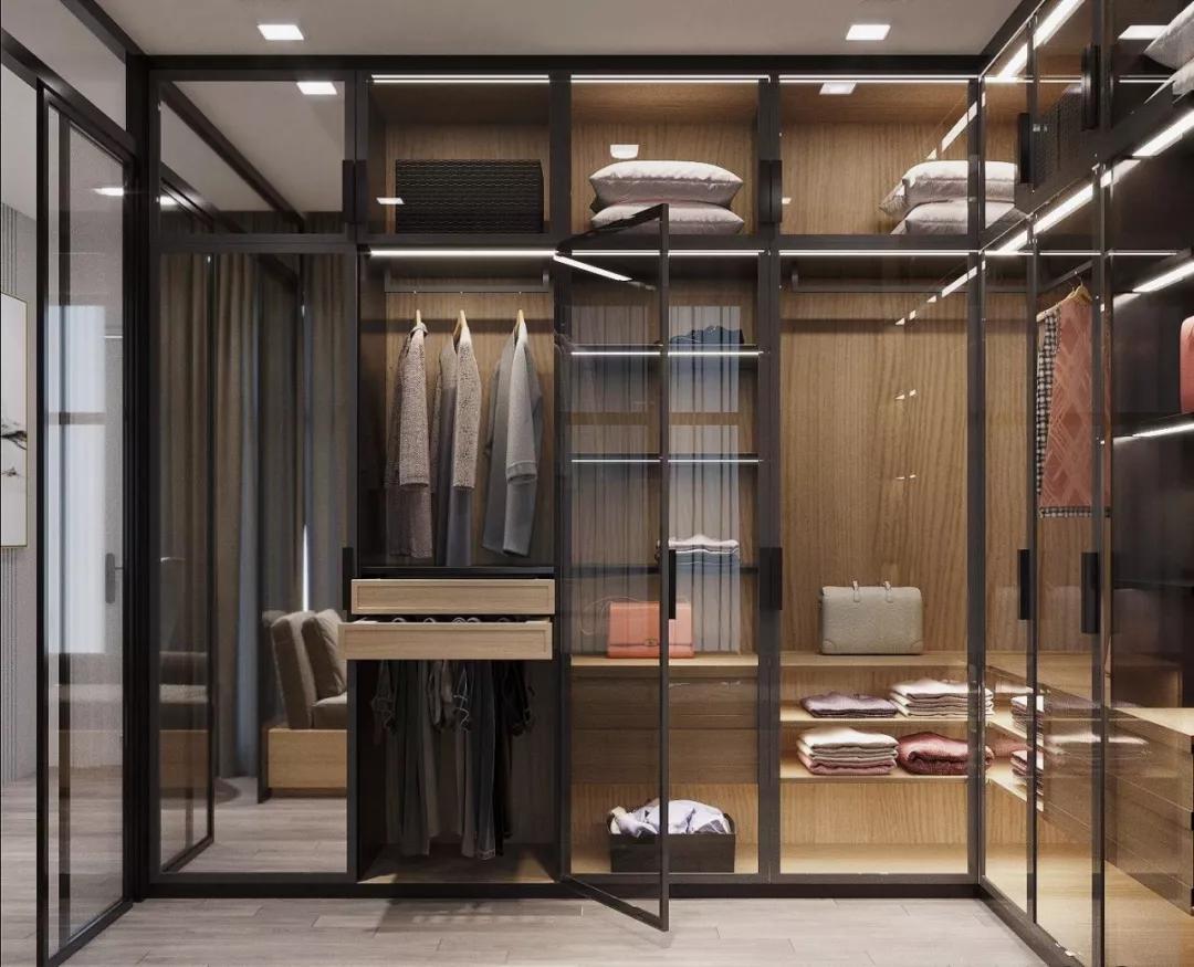 衣柜钢化玻璃门好不好,衣柜装玻璃门真的显乱吗