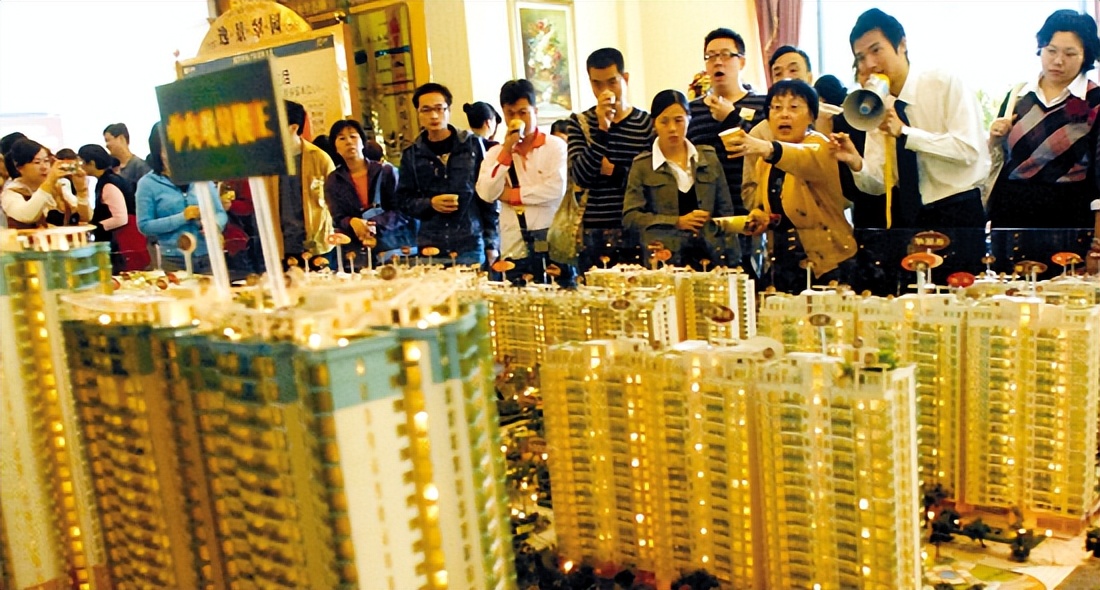 “海边鹤岗”乳山,房价从上百万暴跌到五万一套,有人诧异有人愁