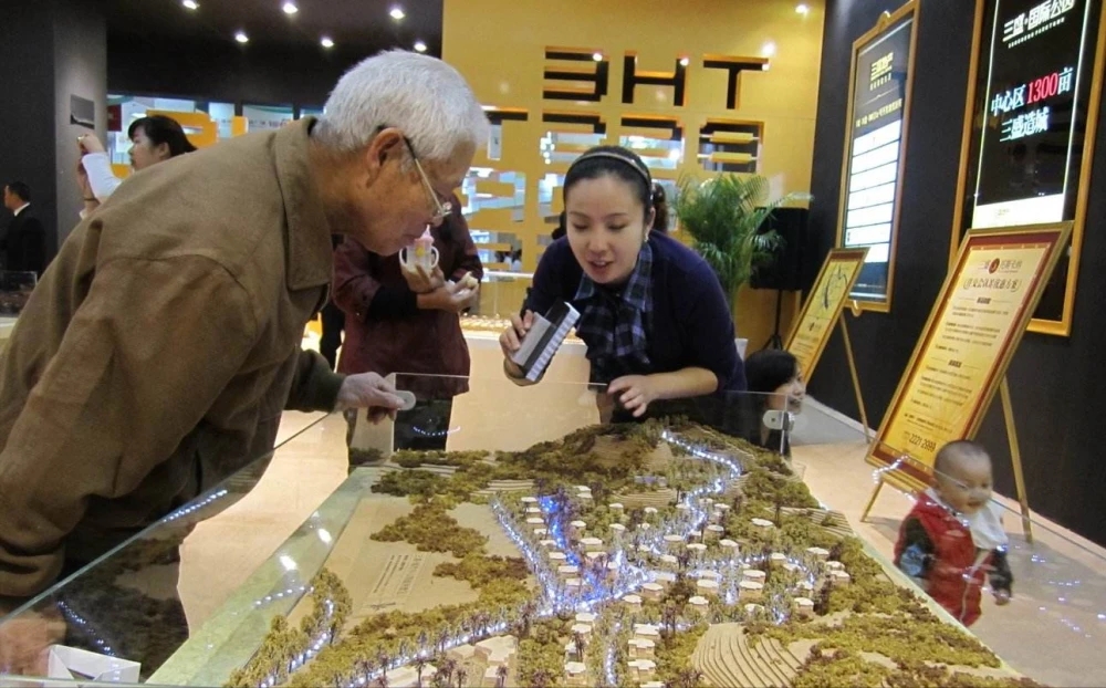 “海边鹤岗”乳山,房价从上百万暴跌到五万一套,有人诧异有人愁