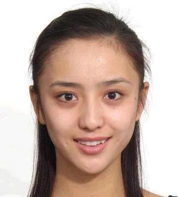 你们是如何看待女孩子的,如何看待纯素颜的女生