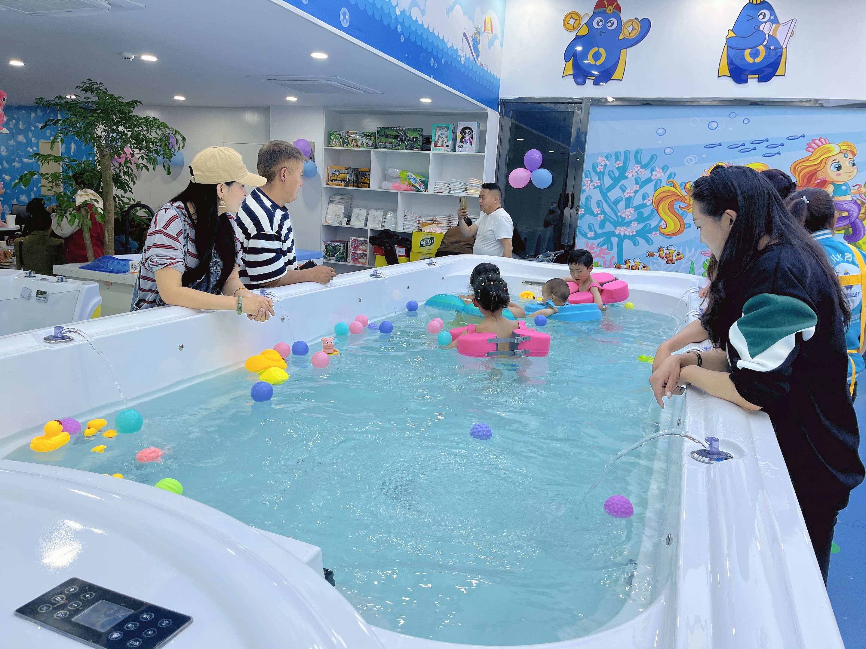 为什么婴儿游泳馆加盟对创业者有吸引力呢？