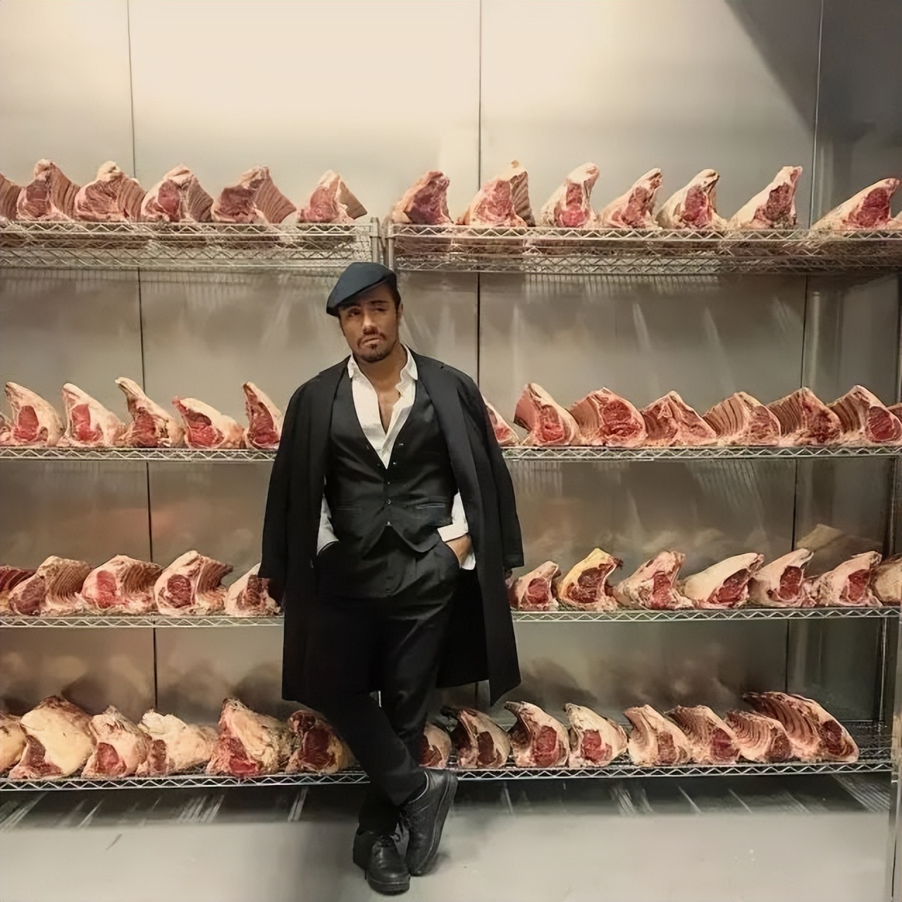 撒盐哥世界杯惹争议,国际足联调查撒盐哥违规入场事件