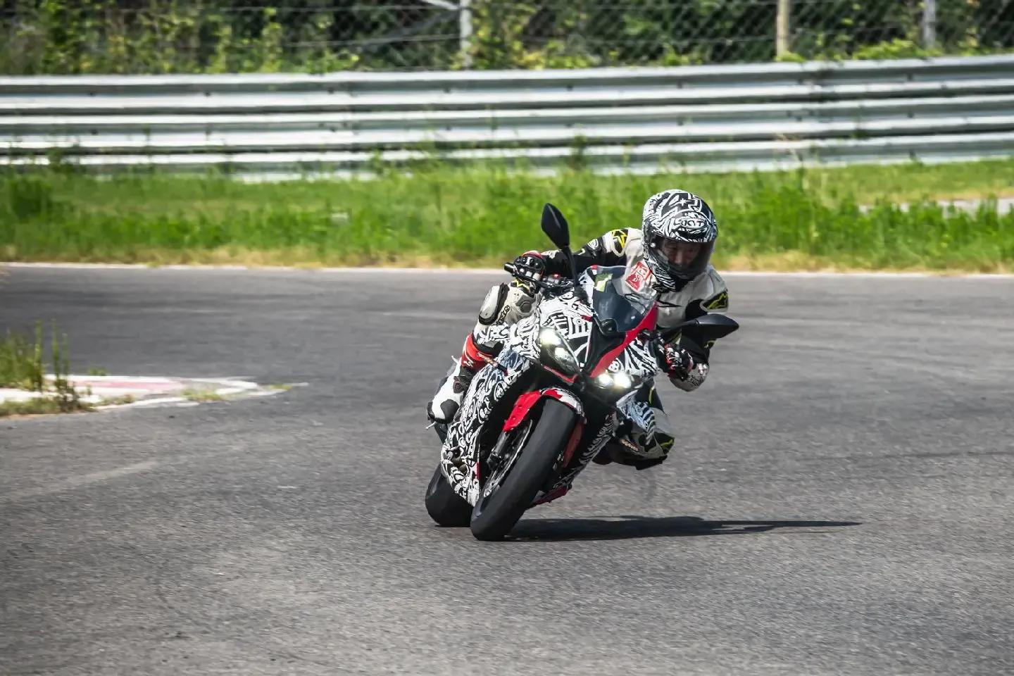 qjmotor赛800优点,qjmotor赛800的优缺点