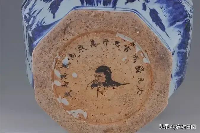 广西民工挖到骨灰罐,1980年广西民工挖到骨灰罐