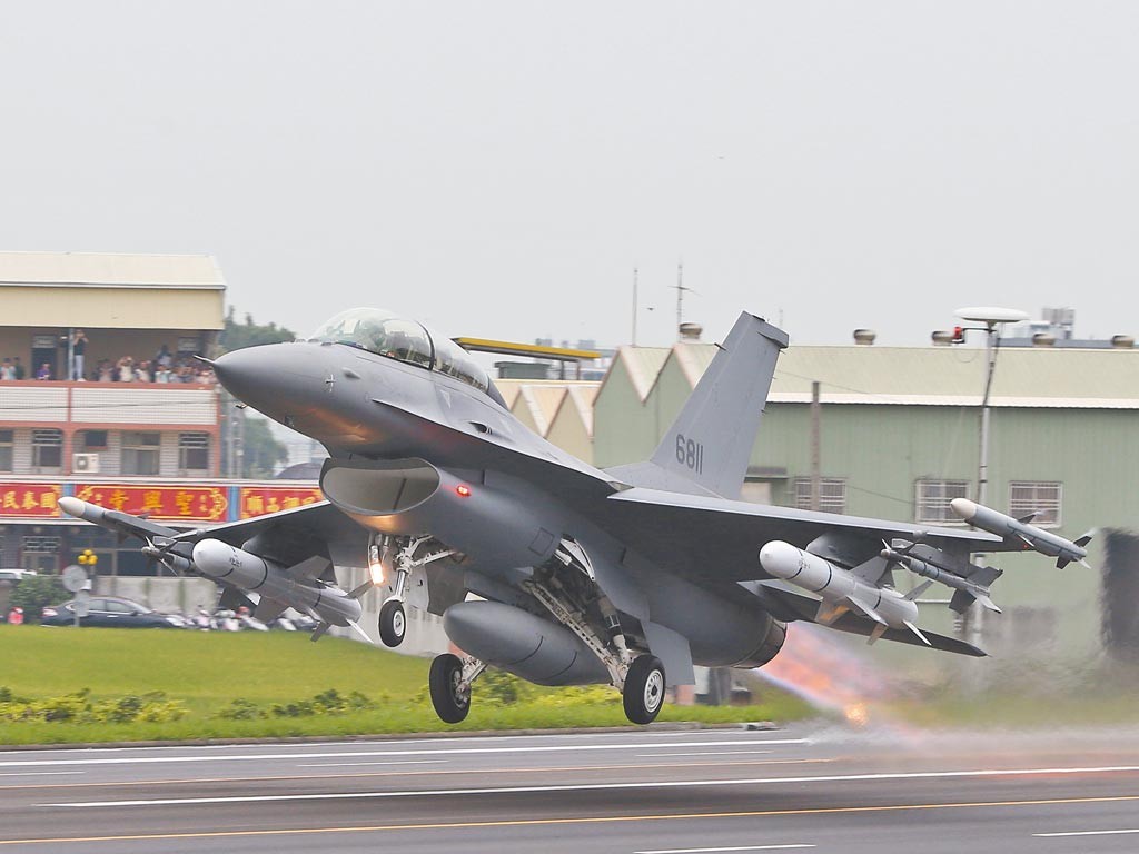 台湾现在有什么好的武器装备,台湾现役武器装备有哪些