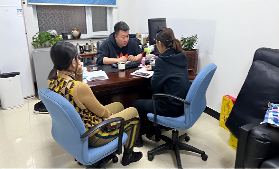 党建引领解难题红色物业暖民心,红色物业基层治理解民忧