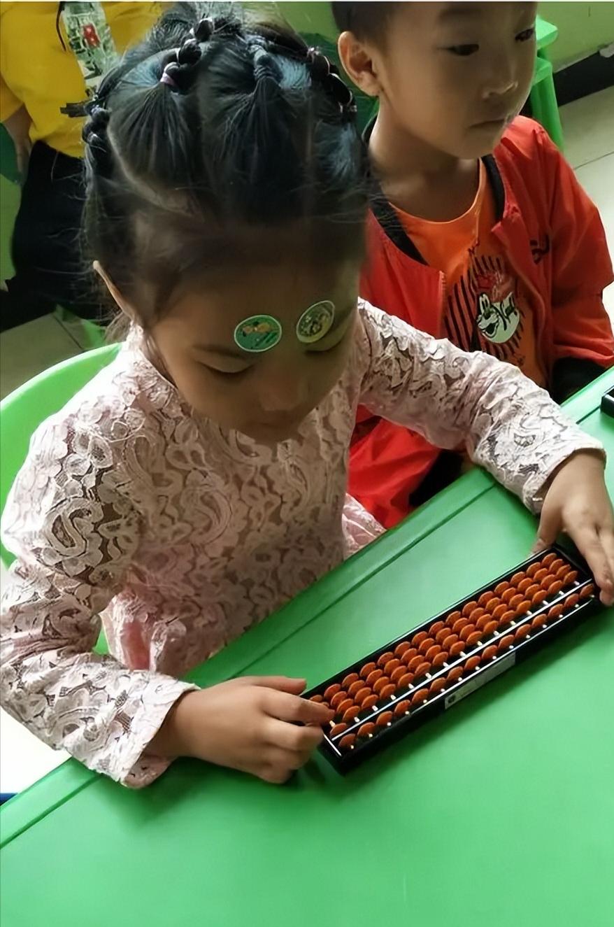 六岁女童被特招成军官,六岁女孩被破格招入部队