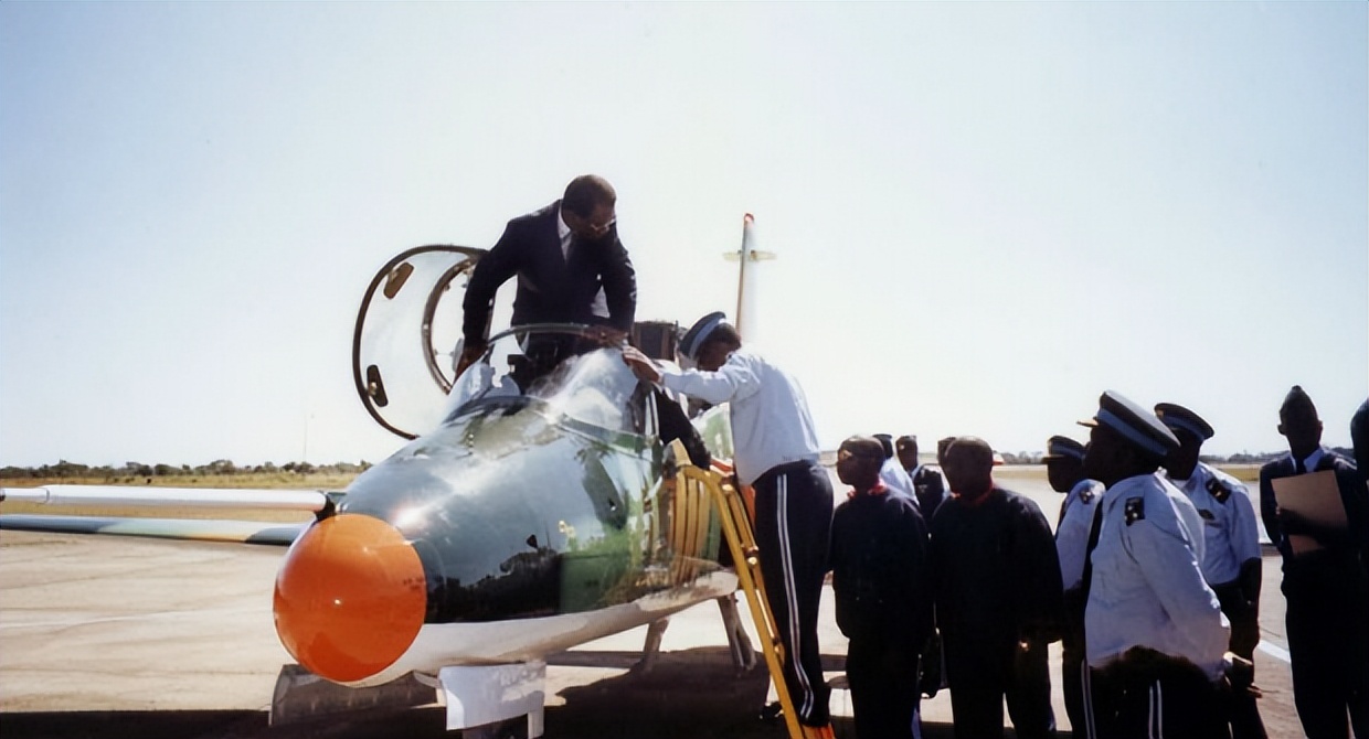 赞比亚歼6,1979年赞比亚