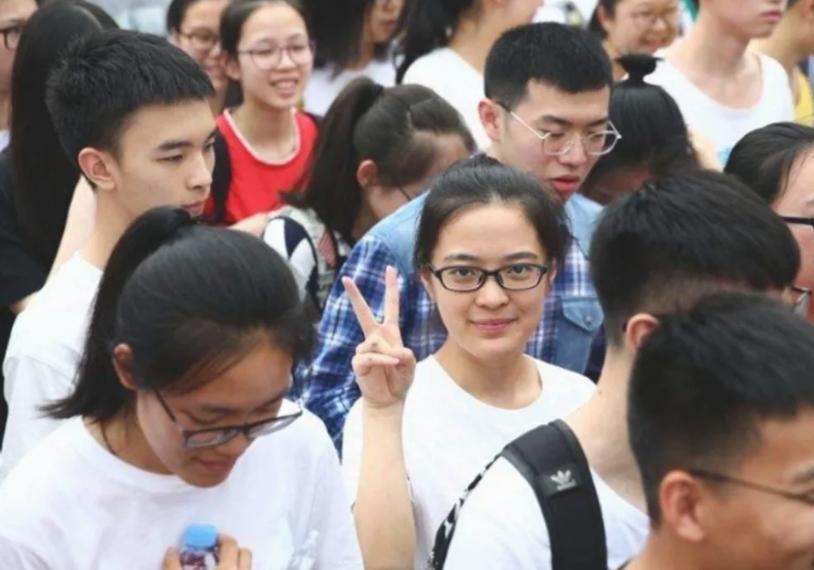 河南24年高考预估多少人,24年高考人数河南预估