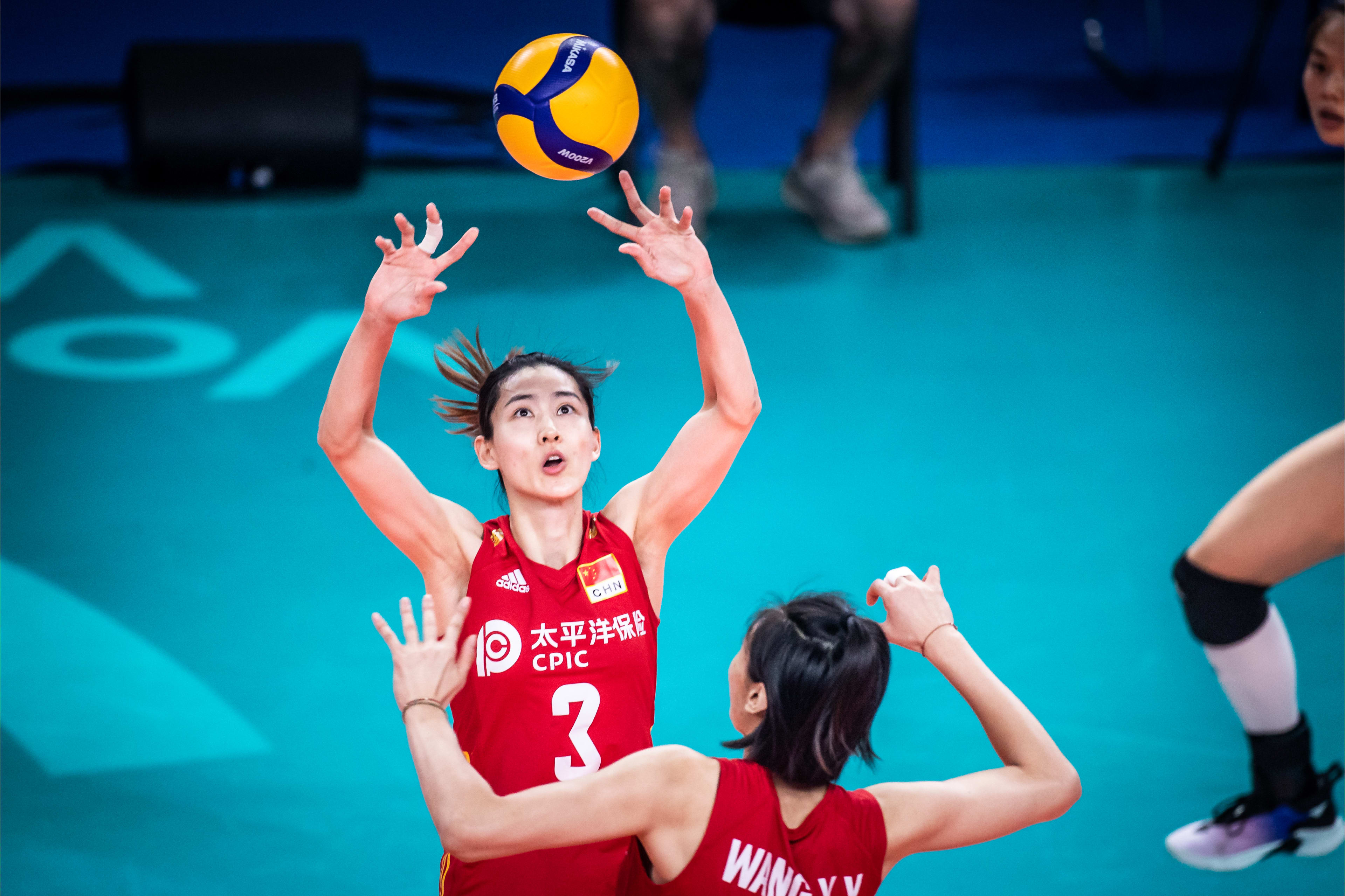 中国女排2-3不敌荷兰视频,中国女排2比3惜败巴西女排