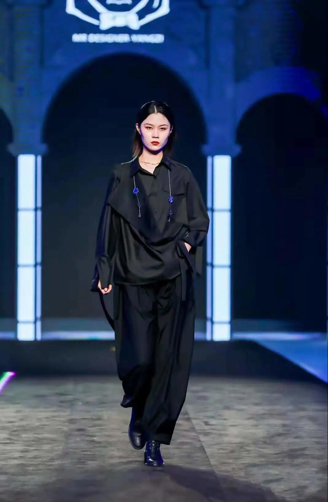 杨子YUDUFASHIONSHOW2022