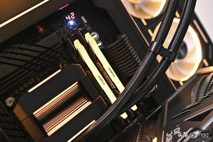 黑金全塔海景房——ROGZ790HERO+4080猛禽+追风者NV7装机展示