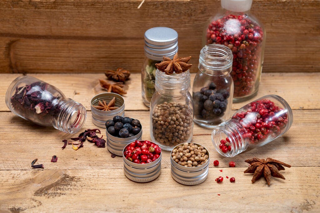 真心购物还是碰瓷？定制30瓶冬虫夏草酒后索赔10万元，法院判了