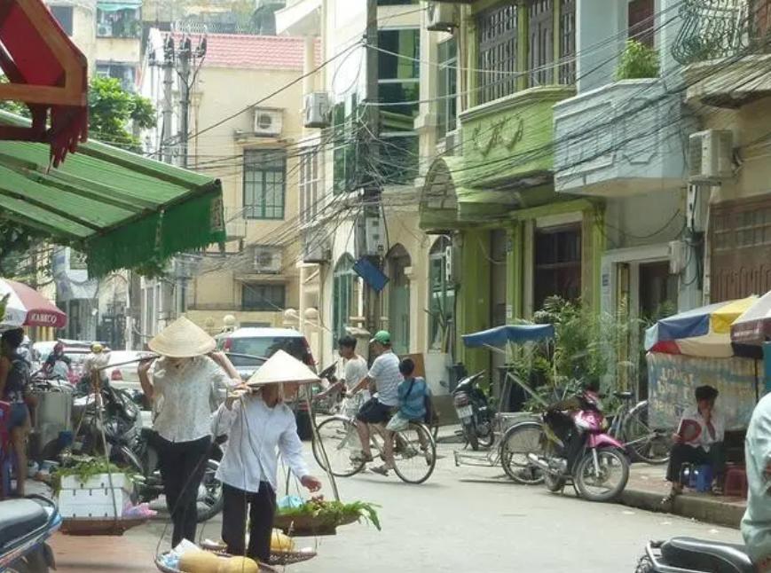 越南的特殊宾馆男女混住一晚仅需十五元，女游客隐私该如何保护？