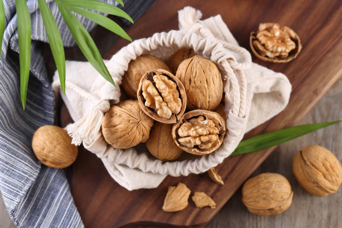 良品铺子是如何转型新零售的,良品铺子转型模式当前存在的问题