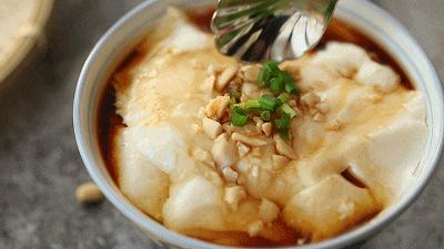 给“脱发人士”指条明路!权威研究:大豆饮食可改善毛囊