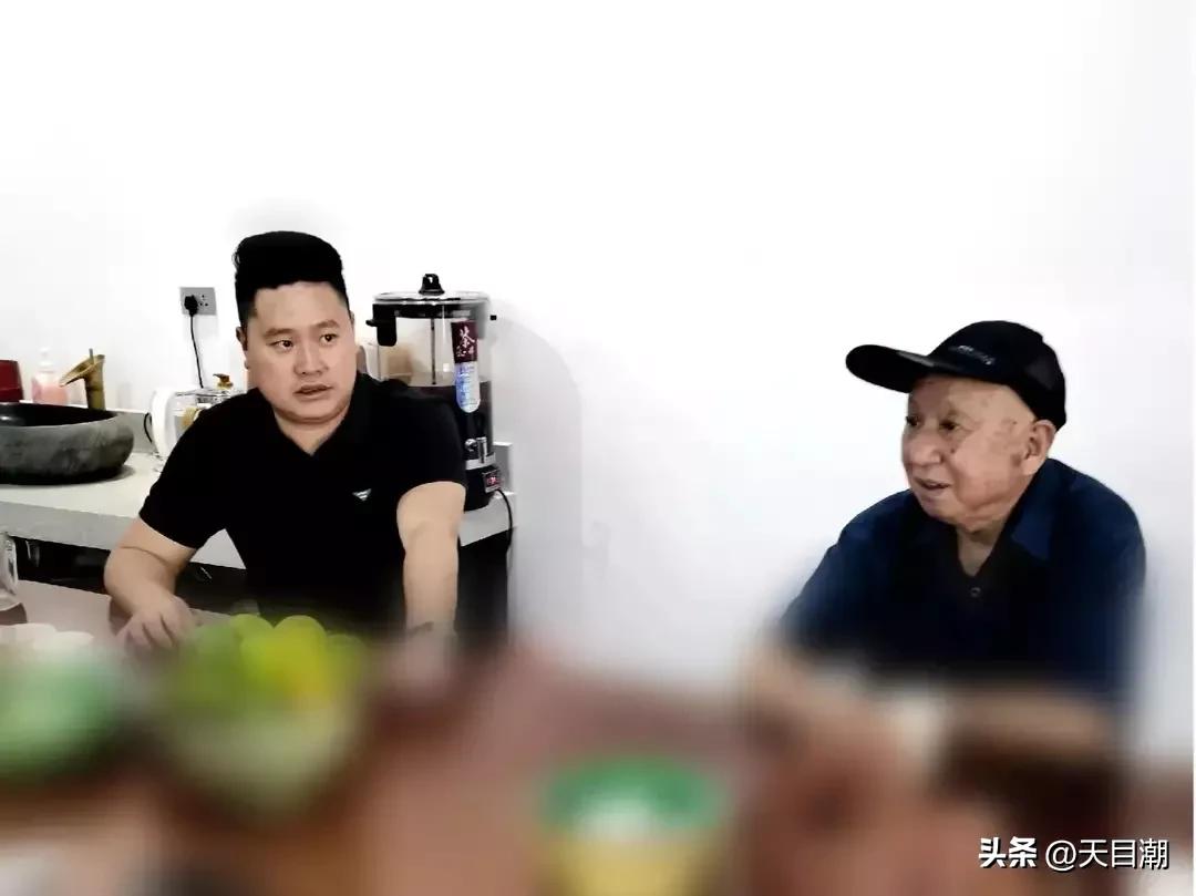 道是种植，却似野生一一项永年把灵芝栽种在百山祖国家公园野地里