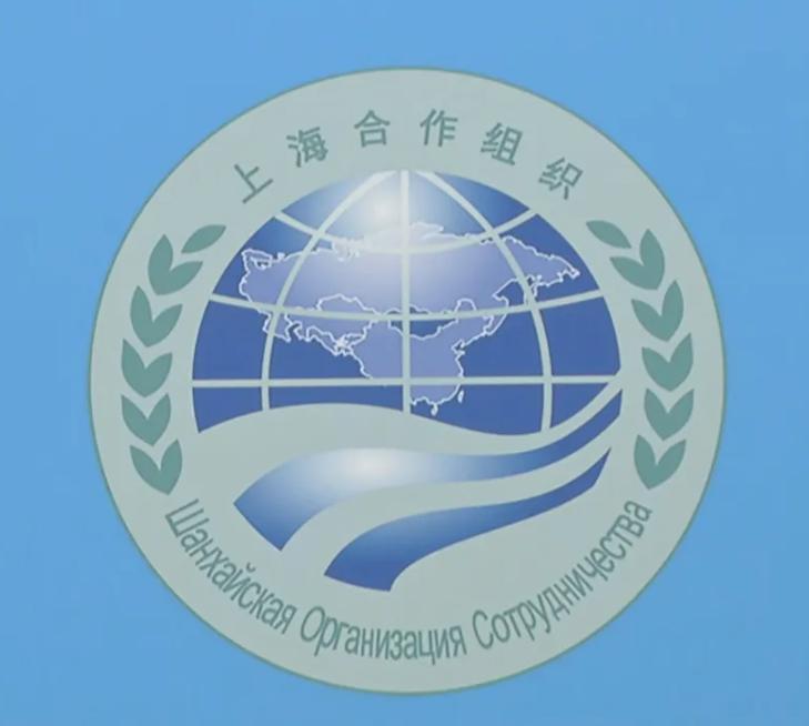 7月10日下午，国际又发生五件大事，中国给美国送上“大礼”！