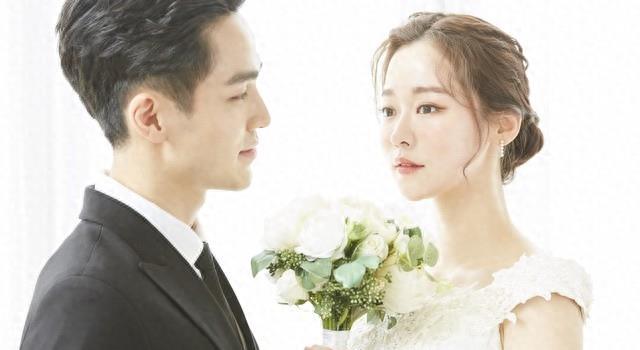 妻子被丈夫骗走千万财产,彩礼被男方拿走离婚后能要回来吗