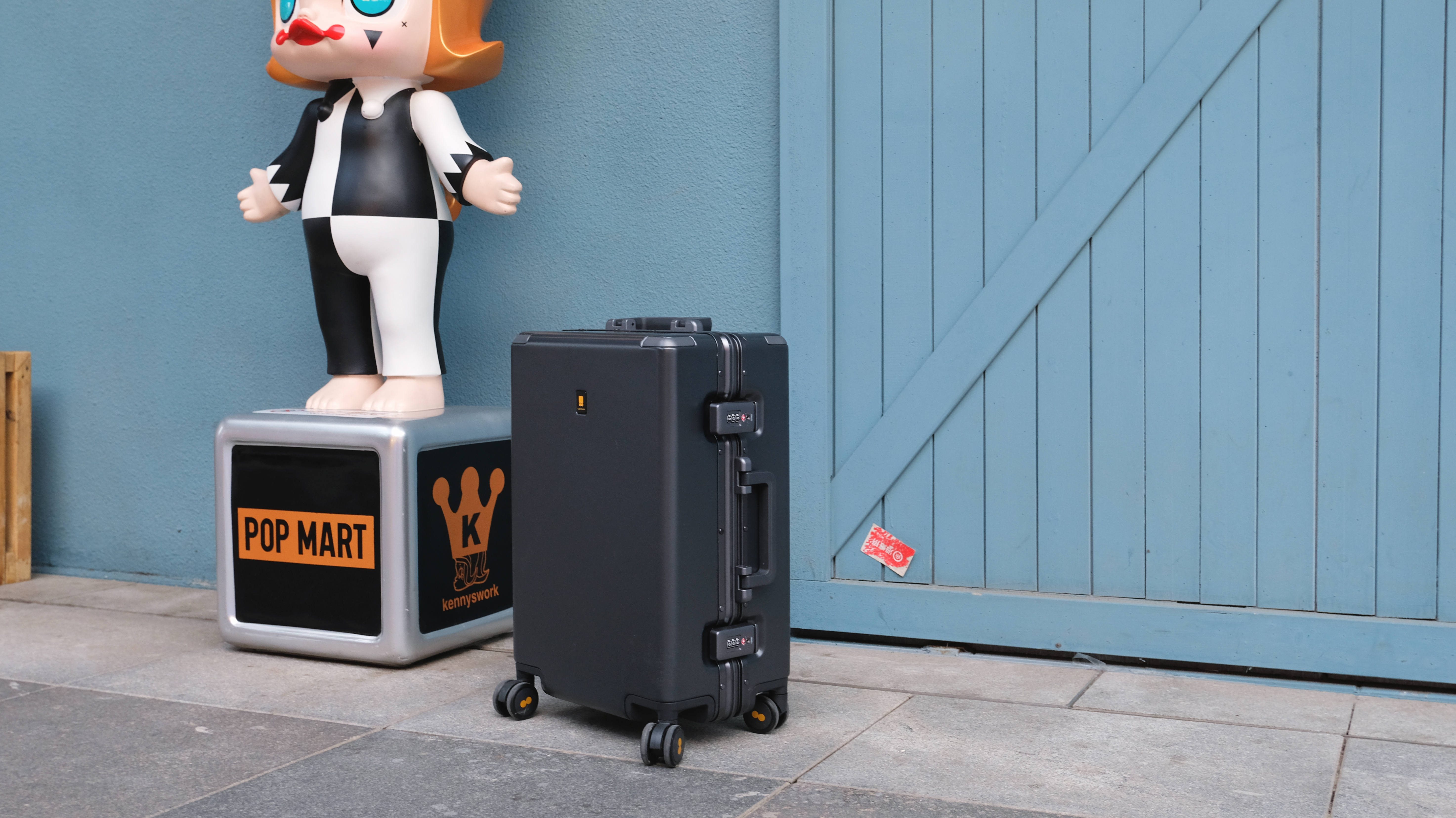 出境游必备的东西,出境游重启尚待时机