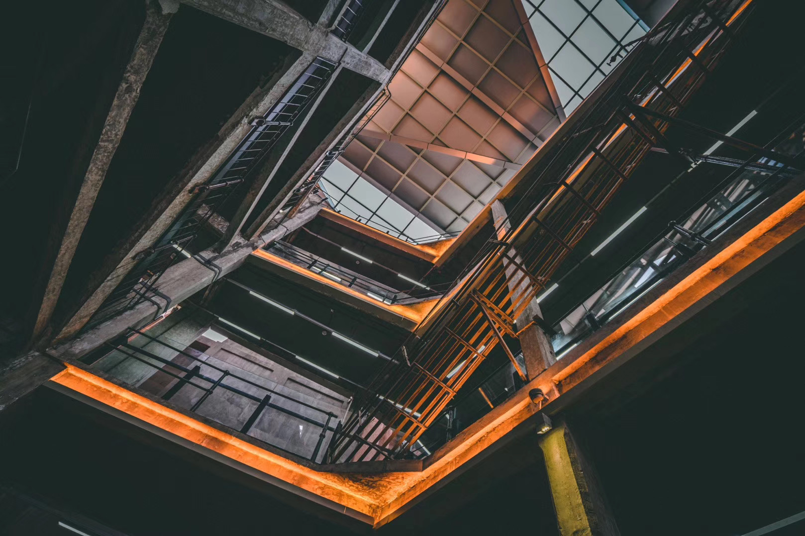 索尼全画幅超广角变焦镜头推荐,索尼全画幅微单镜头是什么卡口