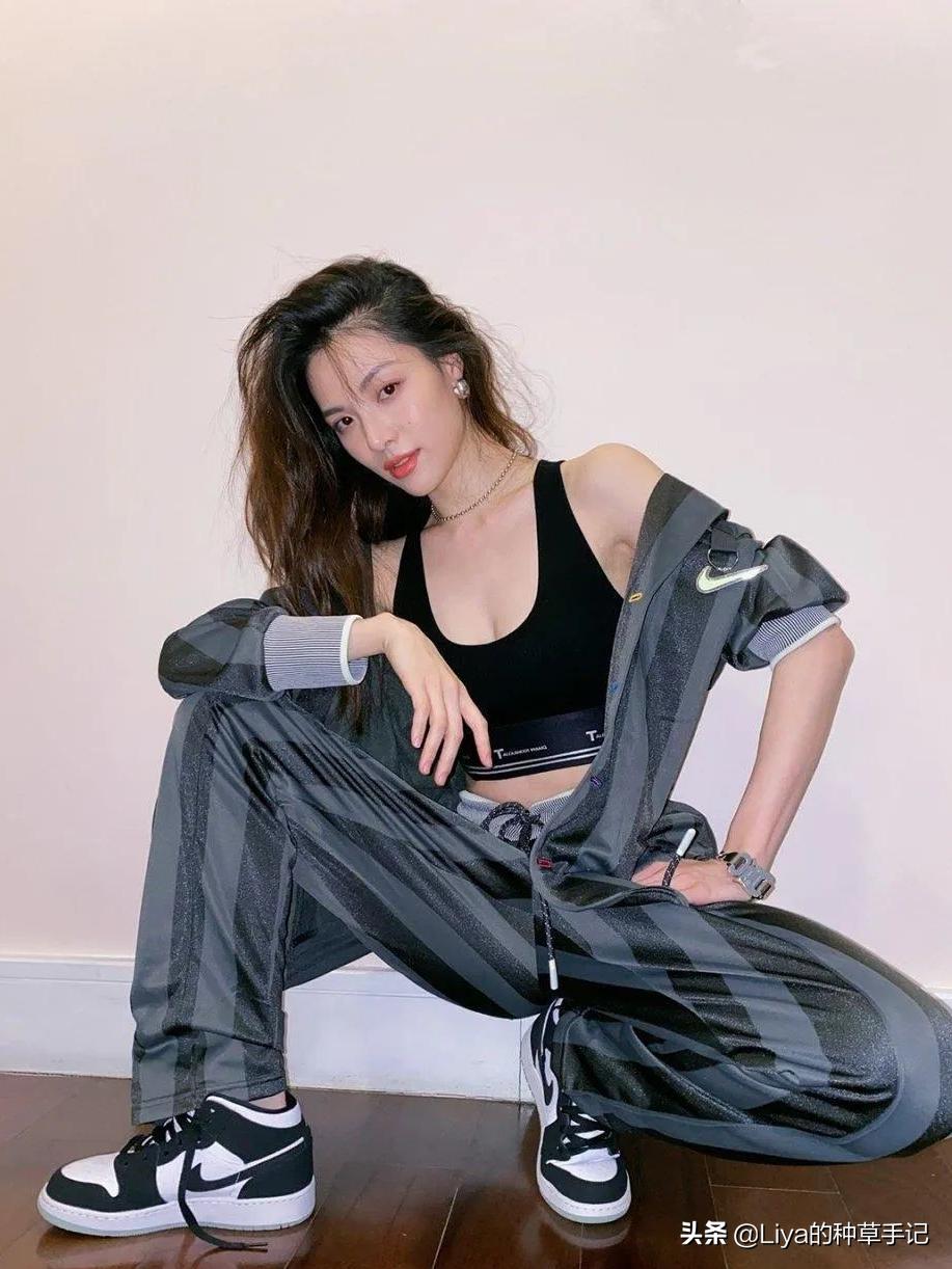 吊带内搭遮副乳遮肉,穿吊带怎么遮肉副乳