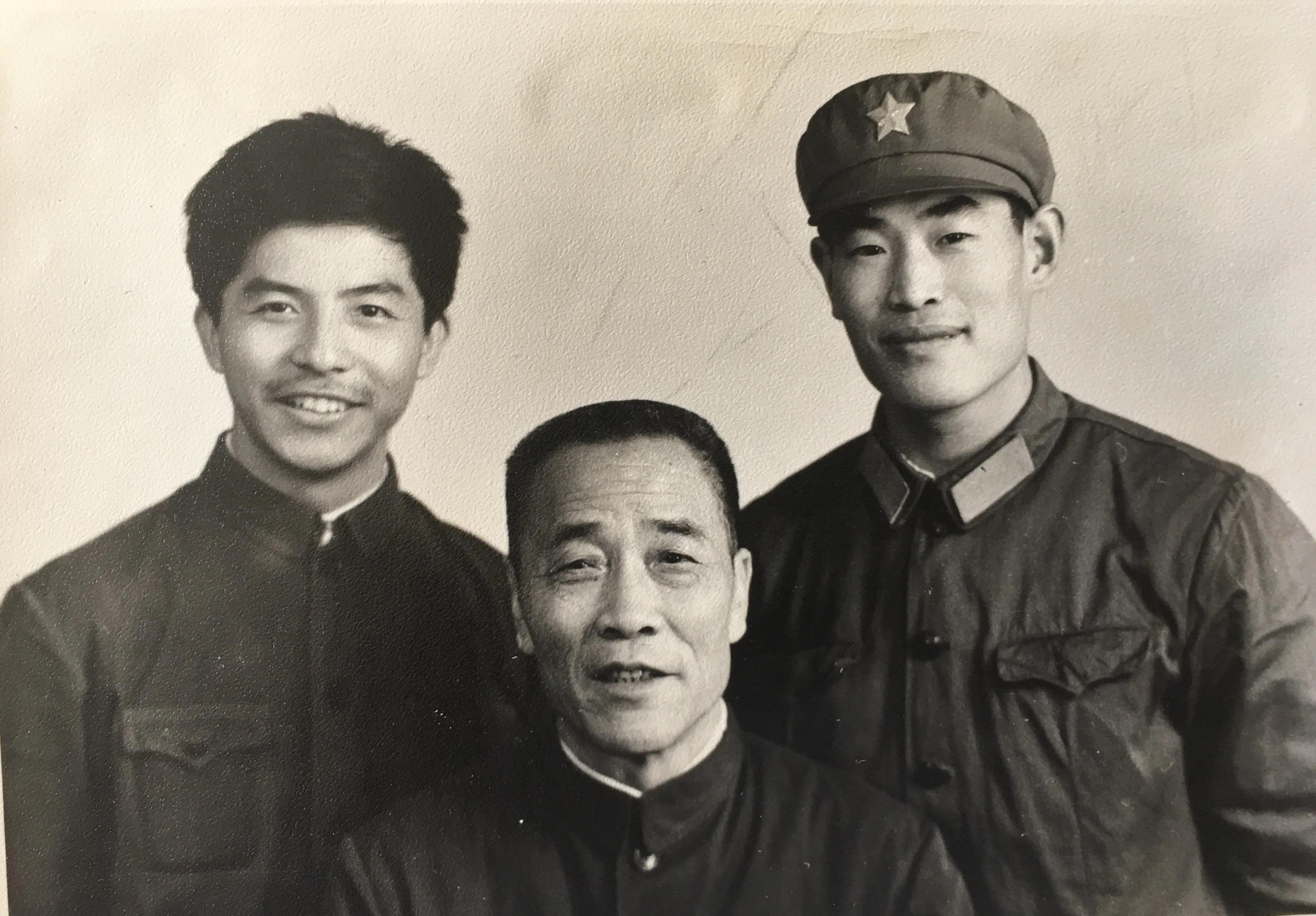 78年提干回家探亲,77年提干当排长回家探亲后续