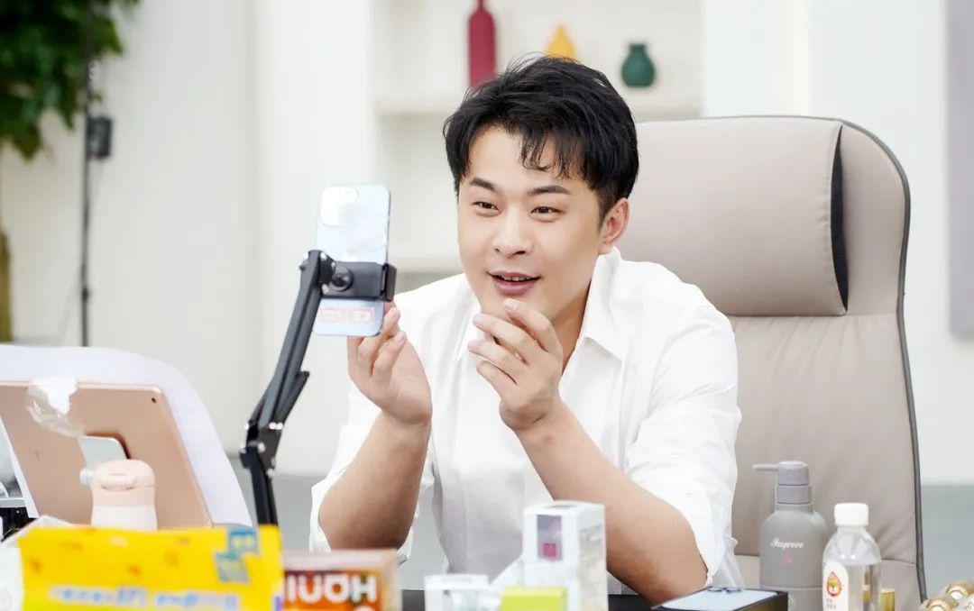 王海回应举报辛巴燕窝售假,网红辛巴直播售假的新闻评论