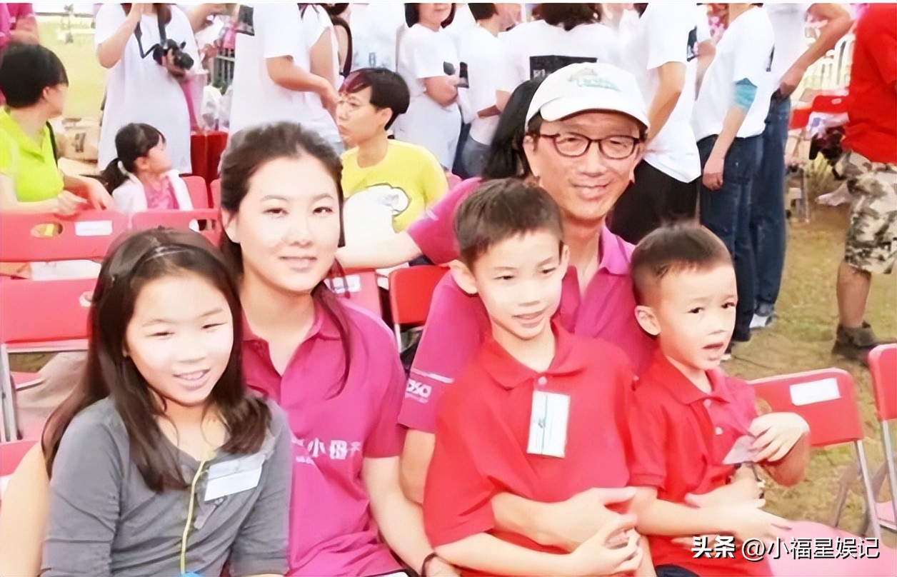 跳水女皇退役,刚宣布退役的跳水女运动员