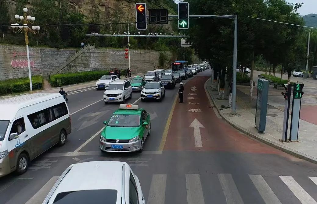 潮汐车道线能解决拥堵问题吗,安畅行动最新