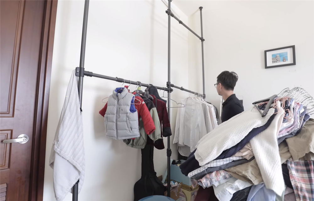 小两口用3天时间，将13㎡杂乱卧室变成森系风，网友：心服口服