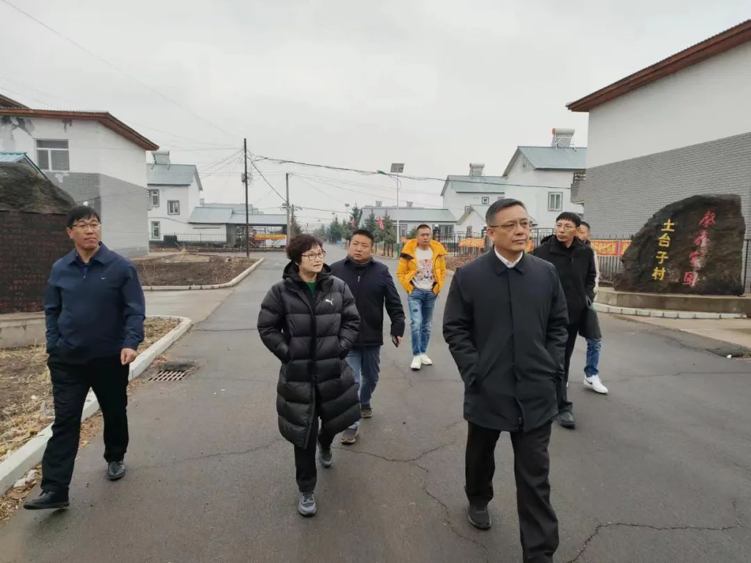 鐜悆缇藉悷鏂囧寲鎶曡祫鎺ц偂鏈夐檺鍏徃,鐜悆缇藉悷鏂囧寲鏈夐檺璐ｄ换鍏徃