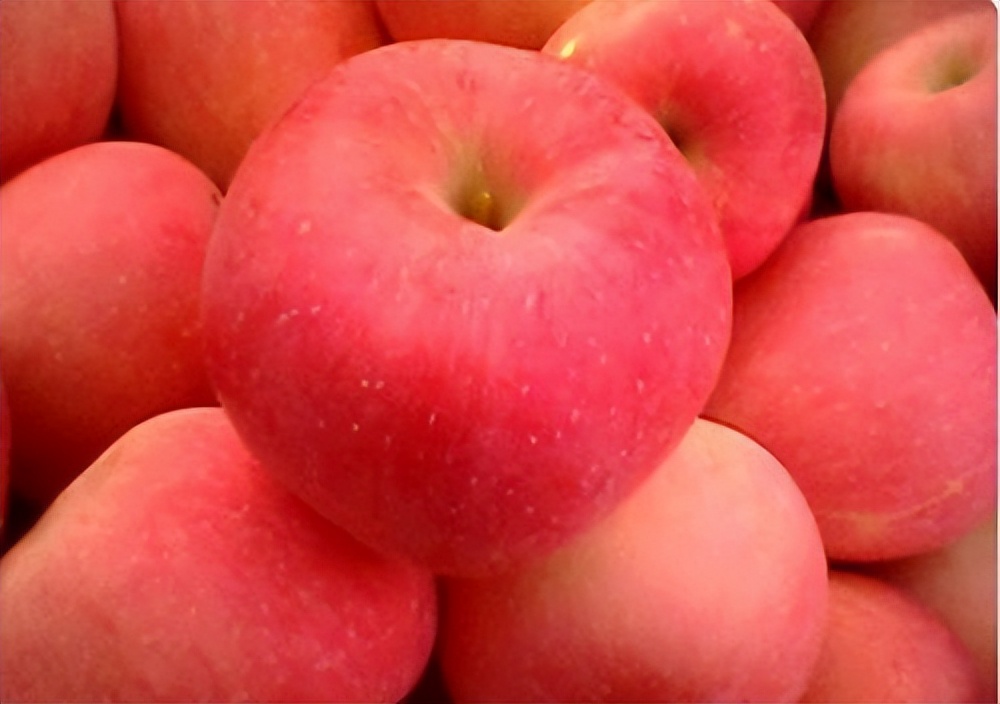 这四种水果被列入致癌的黑名单,7种致癌水果一览表