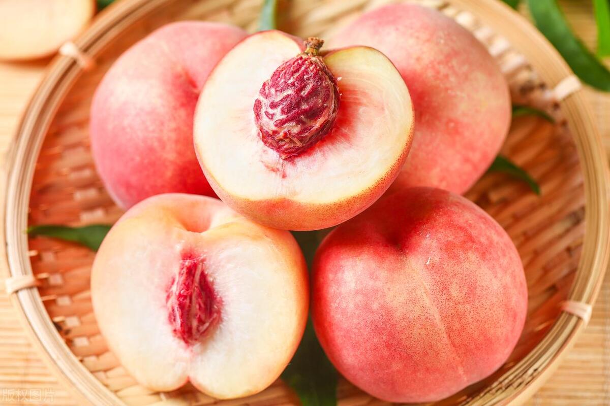 青岛水果店“免费吃水果”3天业绩突破40万元，这套路确实厉害！