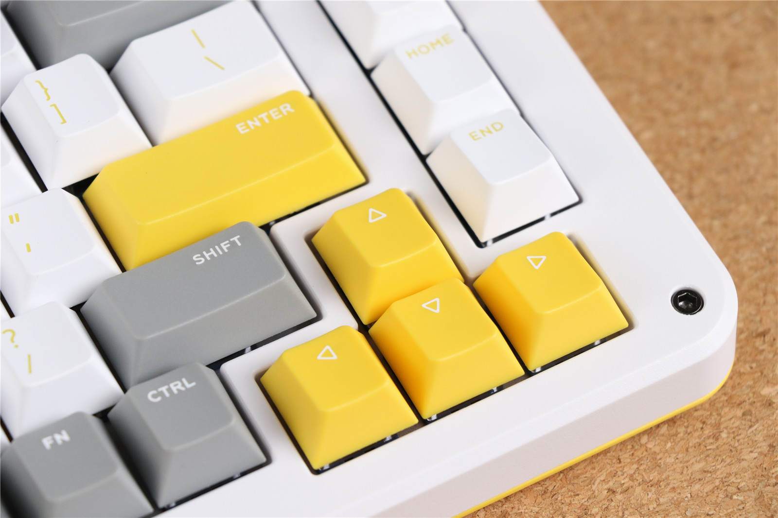 突破引力全线升级ZX75重力波机械键盘体验