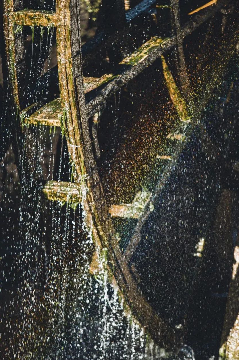 丽江古城现在冷不冷,丽江古城冬无严寒