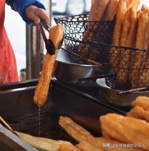 大学生卖早餐月入过万,两夫妻卖早餐月入2万