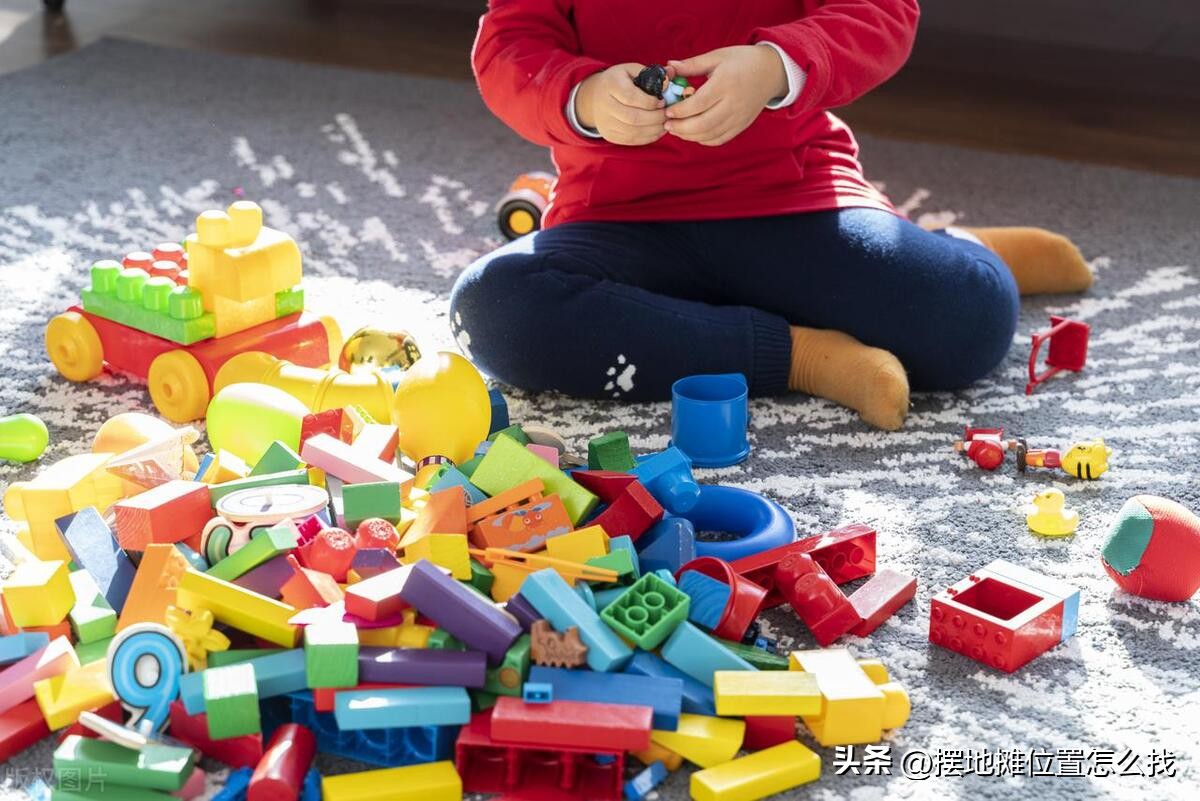 摆摊玩具便宜货源批发市场,摆摊卖玩具拼图赚钱吗