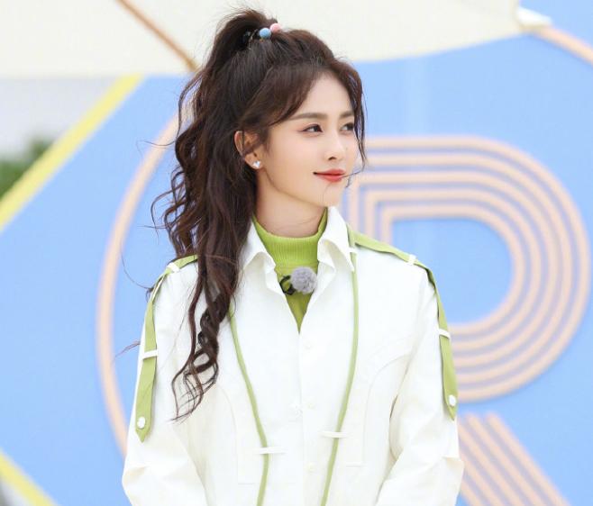 奔跑吧：白鹿、杨迪躲避游戏灵巧，章若楠、唐晓天猜题差强人意！