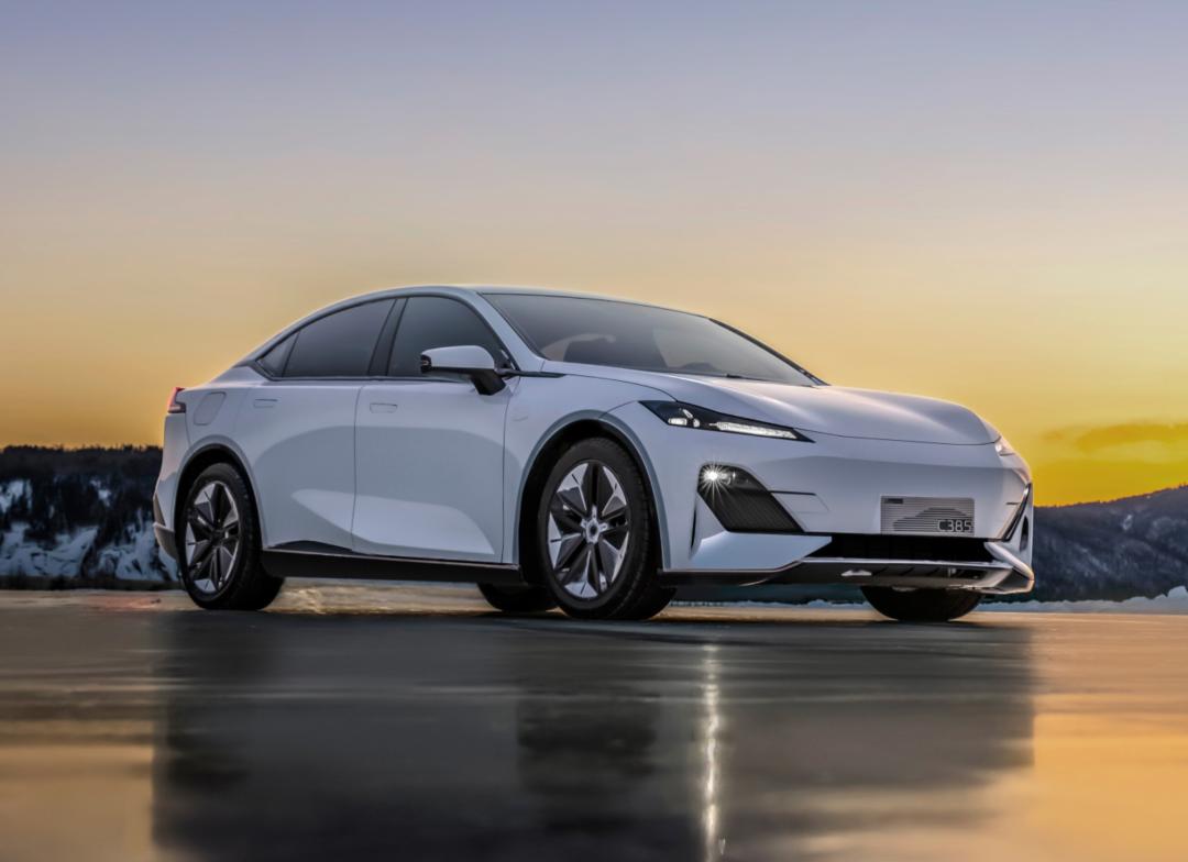 长安的纯电轿车C385,真实力下的搞事情会玩出怎样的花?