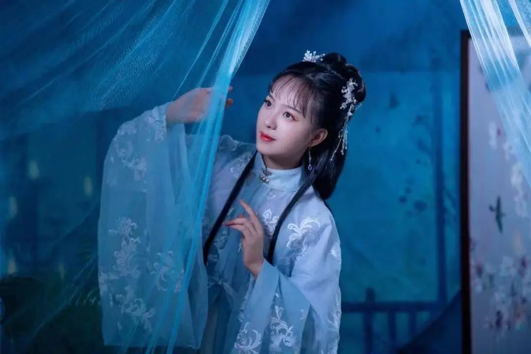 520小众且惊艳的古诗词,520古诗爱情诗句