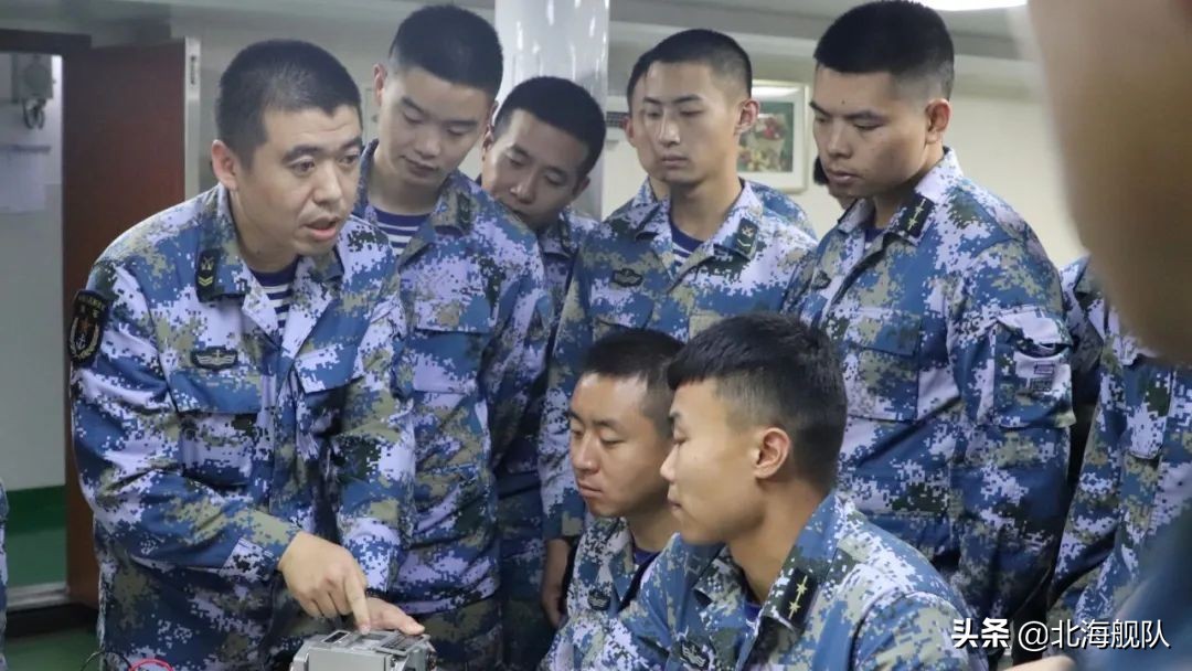 军舰用餐标准,军舰饭菜