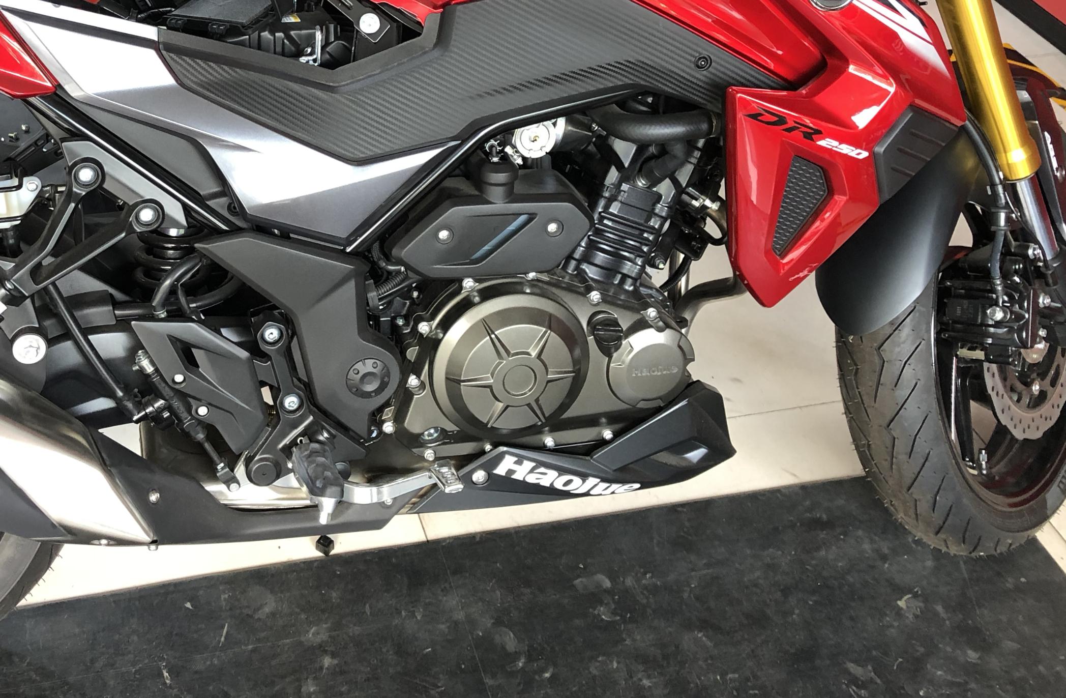 豪爵dr250和春风nk250哪个好,豪爵dr250和dr300有什么区别