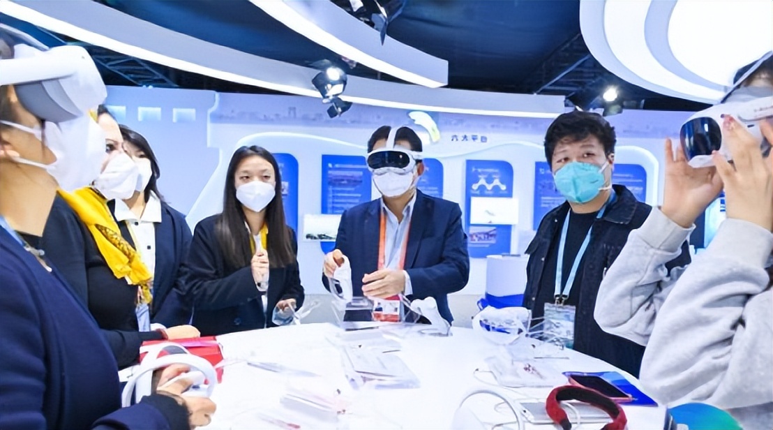 11.9湾TALK早八点：过1000套的华侨城四海华亭登记倒计时了！……