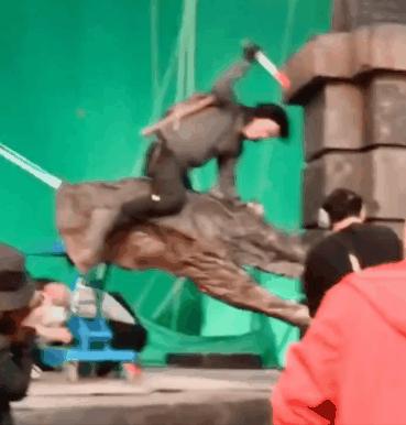 潘粤明张雨绮鬼吹灯花絮,昆仑神宫潘粤明张雨绮高甜