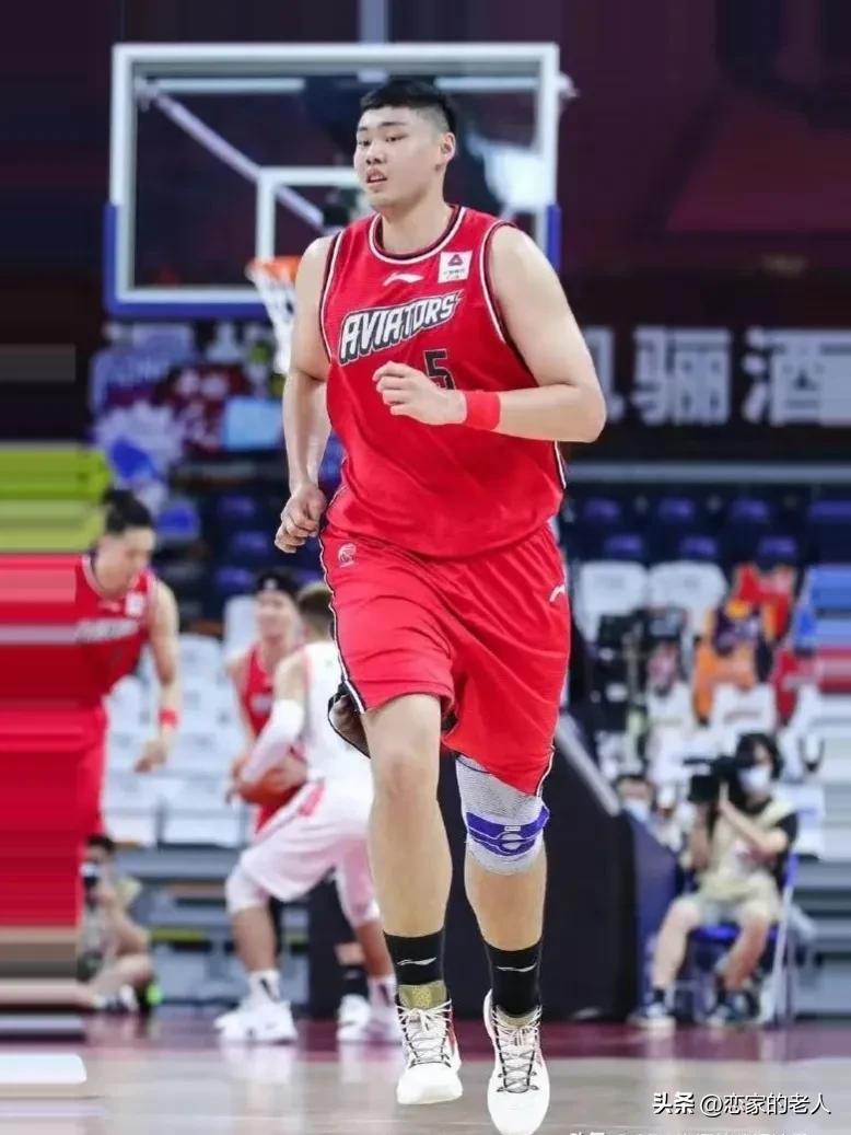 广东对同曦五小阵型,广东对同曦首发