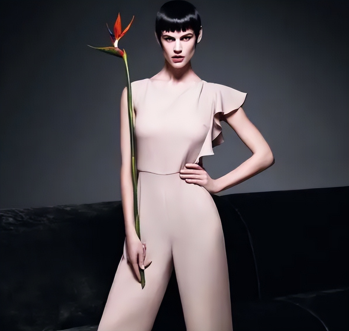 阴毛有何作用？要刮掉吗？从黑变白表示着什么？不要羞于了解