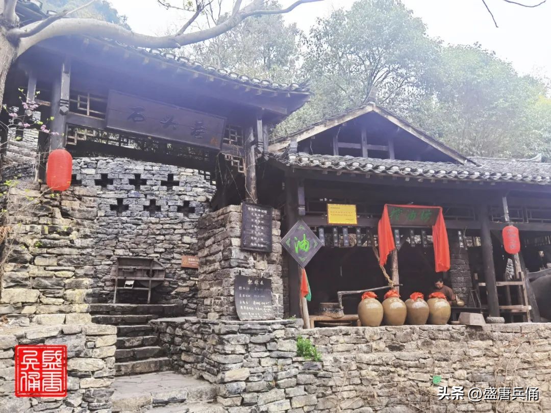 以三峡旅游闻名的湖北宜昌,长江三峡西陵峡美妙风光
