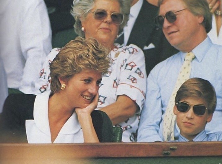 1997年,15岁威廉收到母亲送的生日礼物,3000块的手表他戴了25年