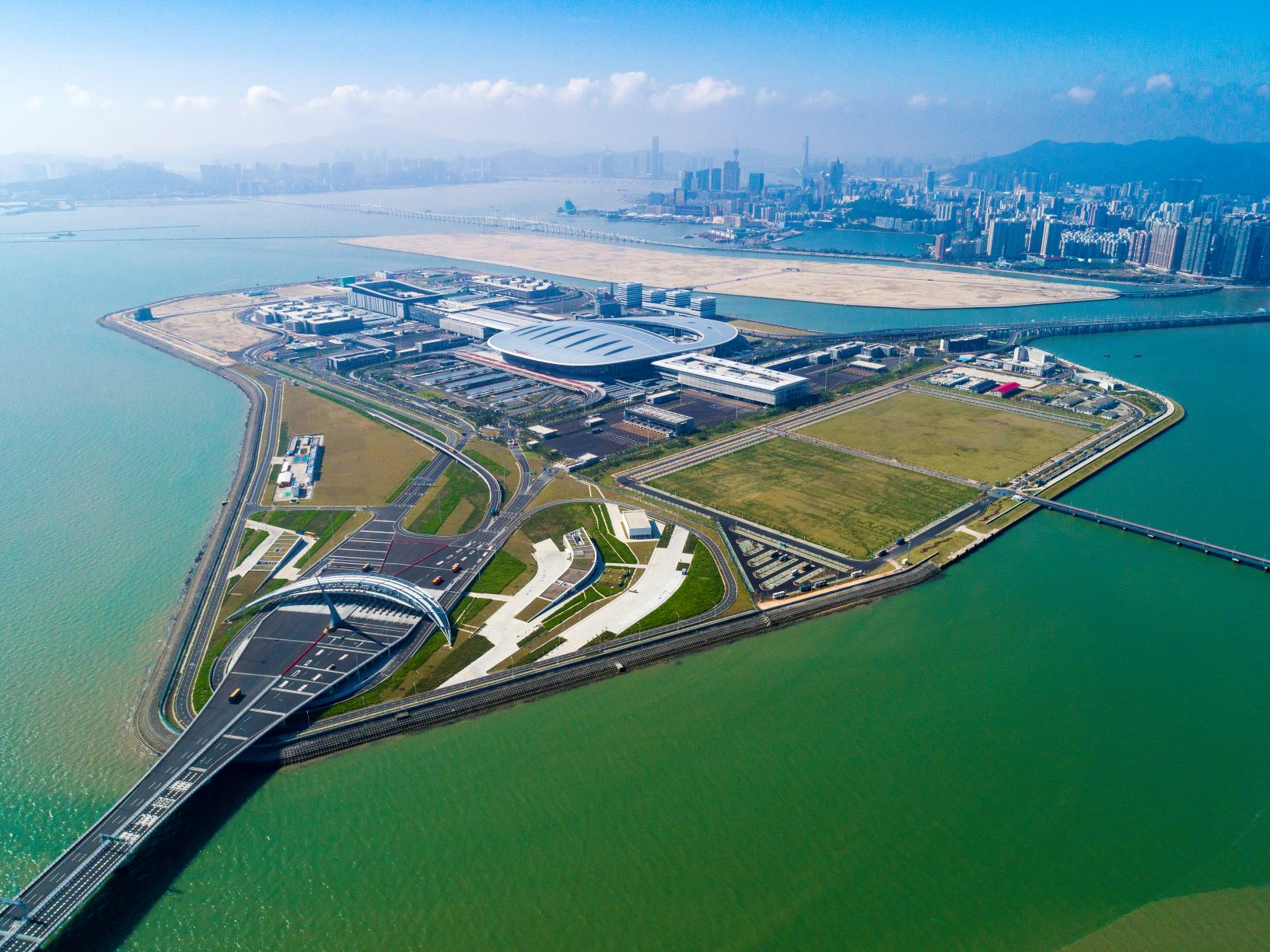 中国跨海跨江跨河桥梁世界第一,中国建的高难度桥梁